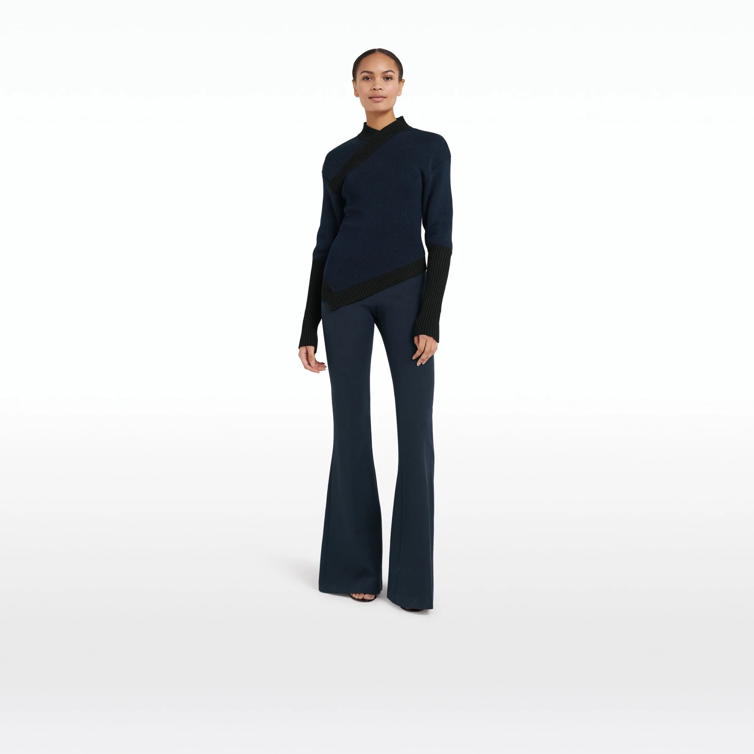 Genie Knit In Navy & Black - Image 4