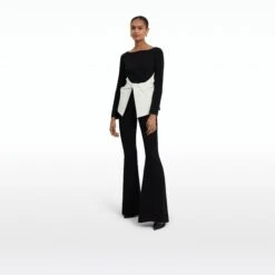 Tayla Black & Ivory Top -Cheap dresses store PF22 T475.1 HC BLACK IVORY P39.1 HC BLACK ECOM si 2500x2500 square